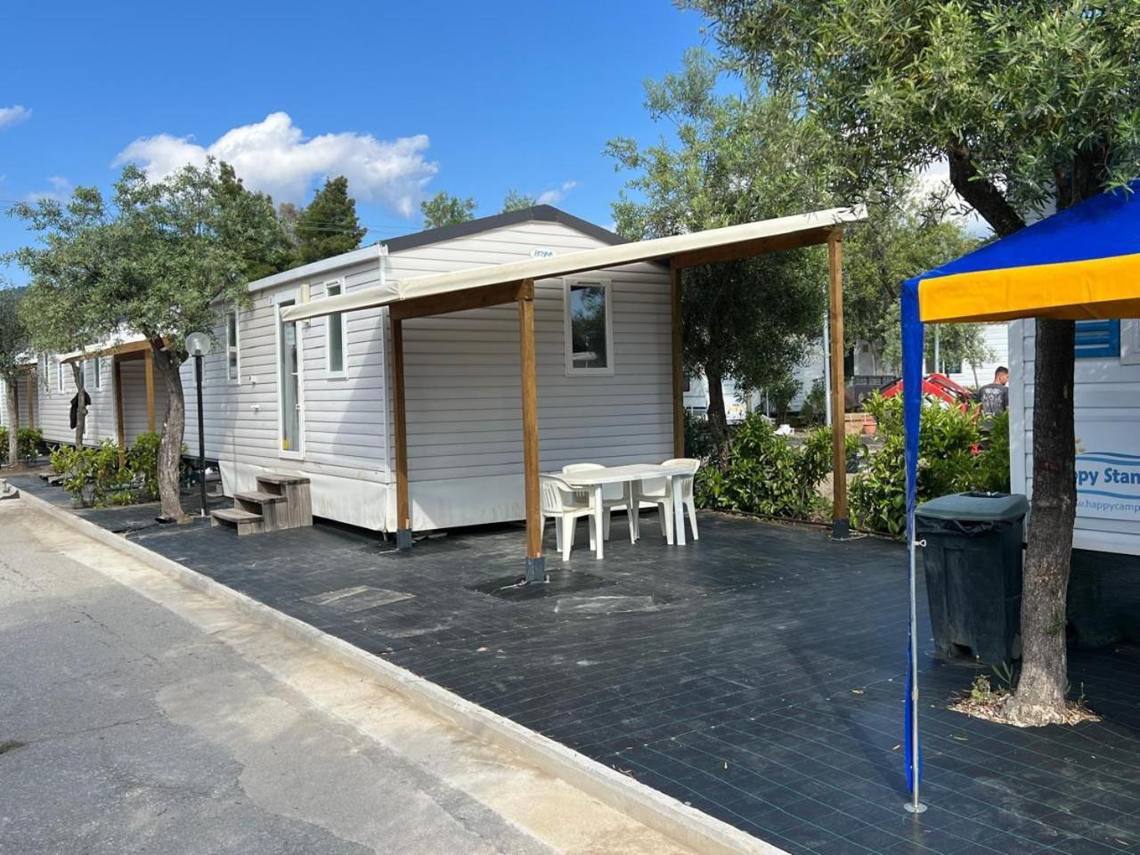 Happy Camp Mobile Homes In Castello Camping & Summer Resort Néos Marmarás Exterior foto
